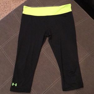 Under Armour capris